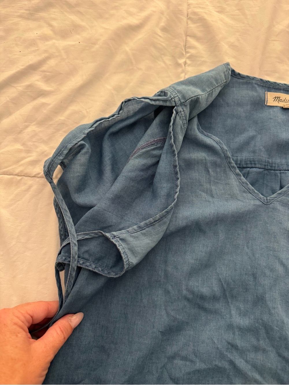 Madewell Denim-Blue V-Neck Short Sleeve Tee - Picture 3 of 3